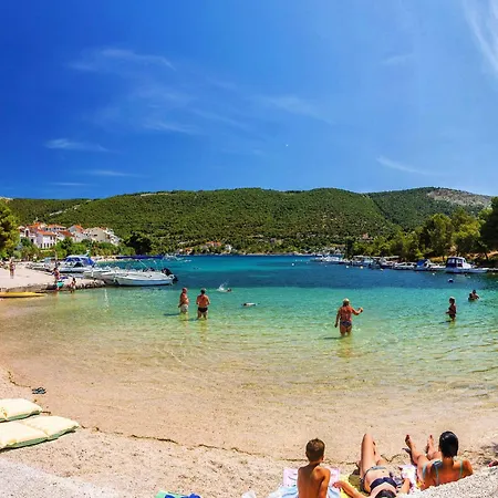With Parking Space Grebastica, Sibenik - 27874 דירה *